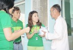 CLB Phong Thủy Huỳnh Mai phát quà cho bệnh nhân nghèo mổ mắt tại BV An Bình