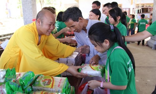 CLB Phong Thủy Huỳnh Mai tổ chức Tặng quà, Khai trương Bếp ăn từ thiện và Khánh thành hệ thống lọc nước sạch ở Huyện Đạ Tẻh, Lâm Đồng.